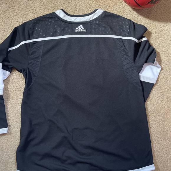La kings Xl hockey Jersey grey condition worn once - Picture 2 of 2